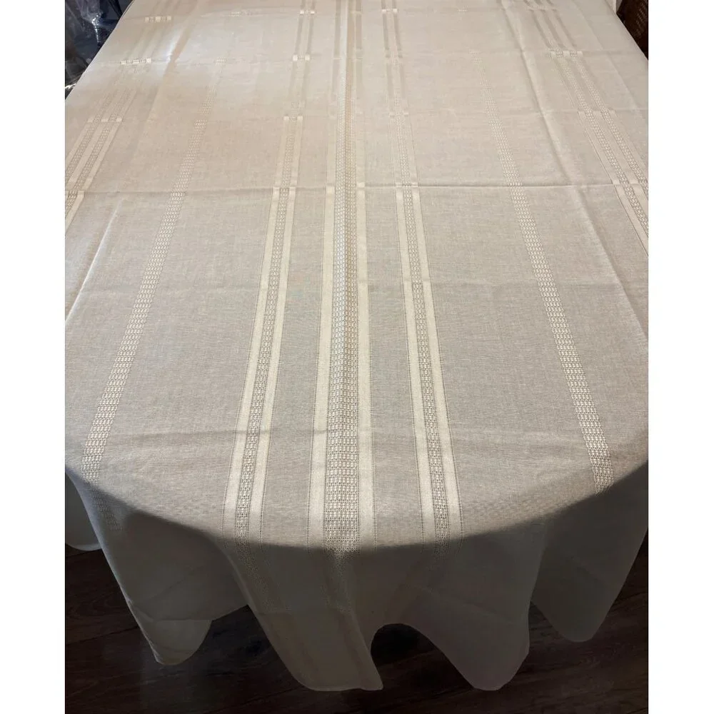 Elegant Ivory Tablecloth With Textured Stripe‎ Pattern